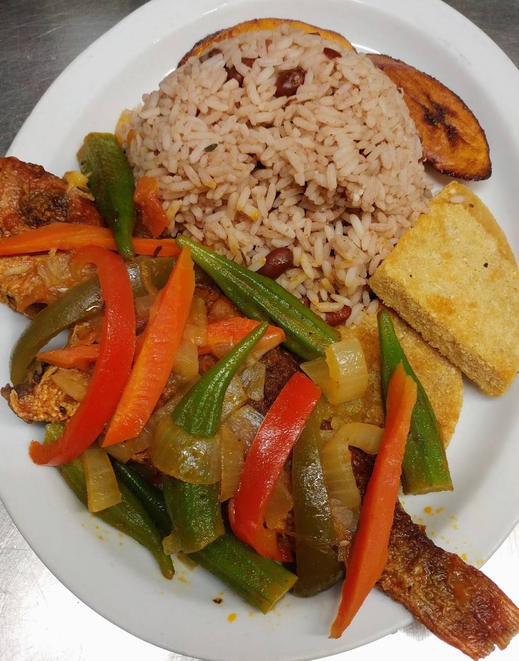 ONESTOP CARIBBEAN CUISINE | restaurant | 334 Rue Saint-Jacques, Lachine, QC H8R 1E2, Canada | 5143604343 OR +1 514-360-4343