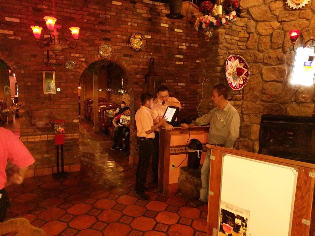 Casa Mexicana | restaurant | 8057 US-64, Memphis, TN 38133, USA | 9012130775 OR +1 901-213-0775