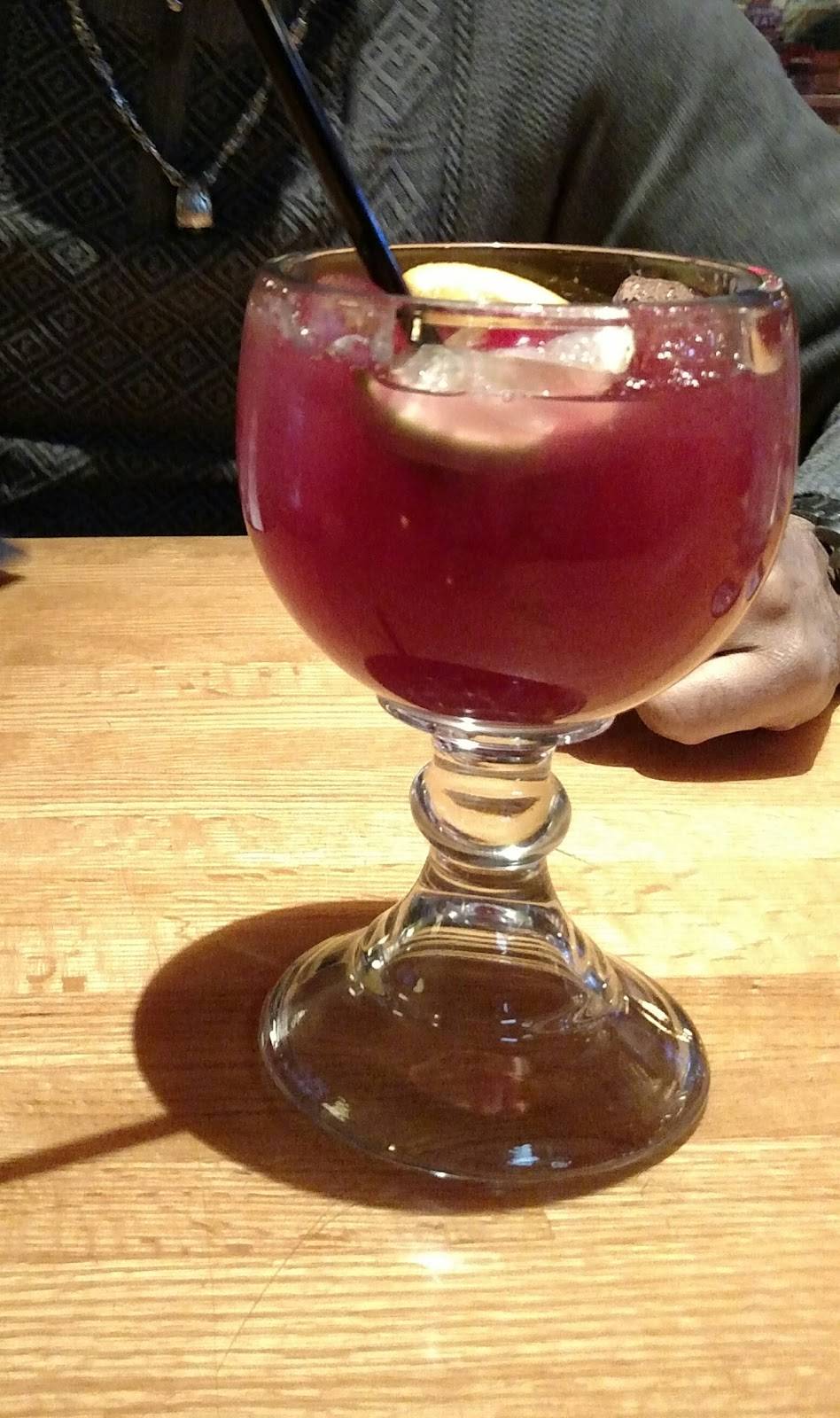 Applebees Grill + Bar | restaurant | 320 MacDade Boulevard, Folsom, PA 19033, USA | 6104617573 OR +1 610-461-7573