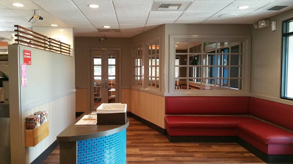 IHOP | bakery | 111 S, I-45, Ennis, TX 75119, USA | 9728780692 OR +1 972-878-0692