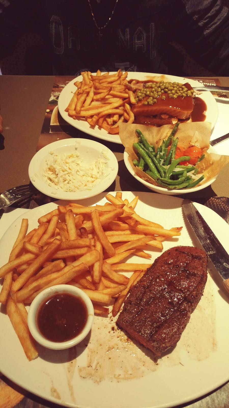 Rôtisserie St-Hubert | restaurant | 17525 Rue Charles, Mirabel, QC J7J 1P3, Canada | 5143855555 OR +1 514-385-5555