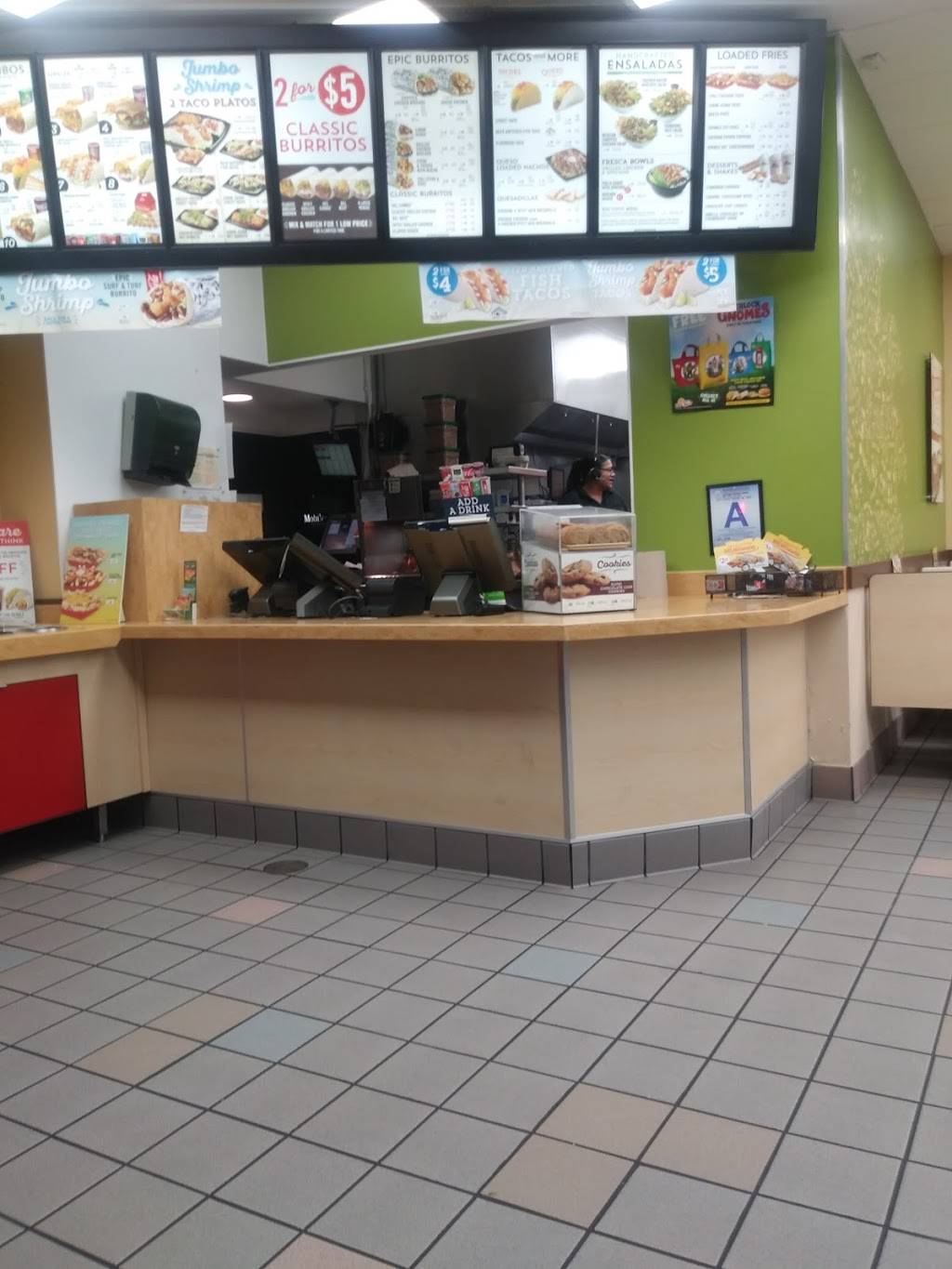 Del Taco | meal takeaway | 12080 Central Ave, Chino, CA 91710, USA | 9093649179 OR +1 909-364-9179
