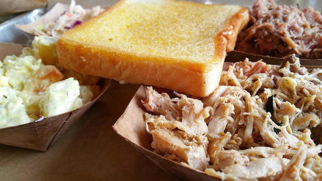 Yergys State Road BBQ | restaurant | 1447-1455 S Main St, Bluffton, IN 46714, USA | 2608244950 OR +1 260-824-4950