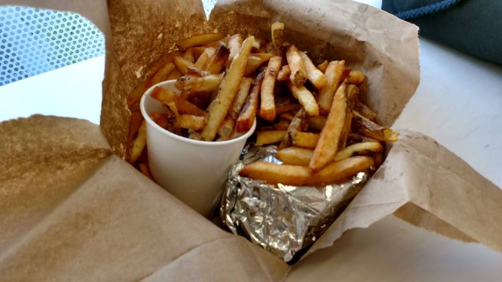 Five Guys | meal takeaway | 407 LEnfant Plaza SW, Washington, DC 20024, USA | 2025540299 OR +1 202-554-0299