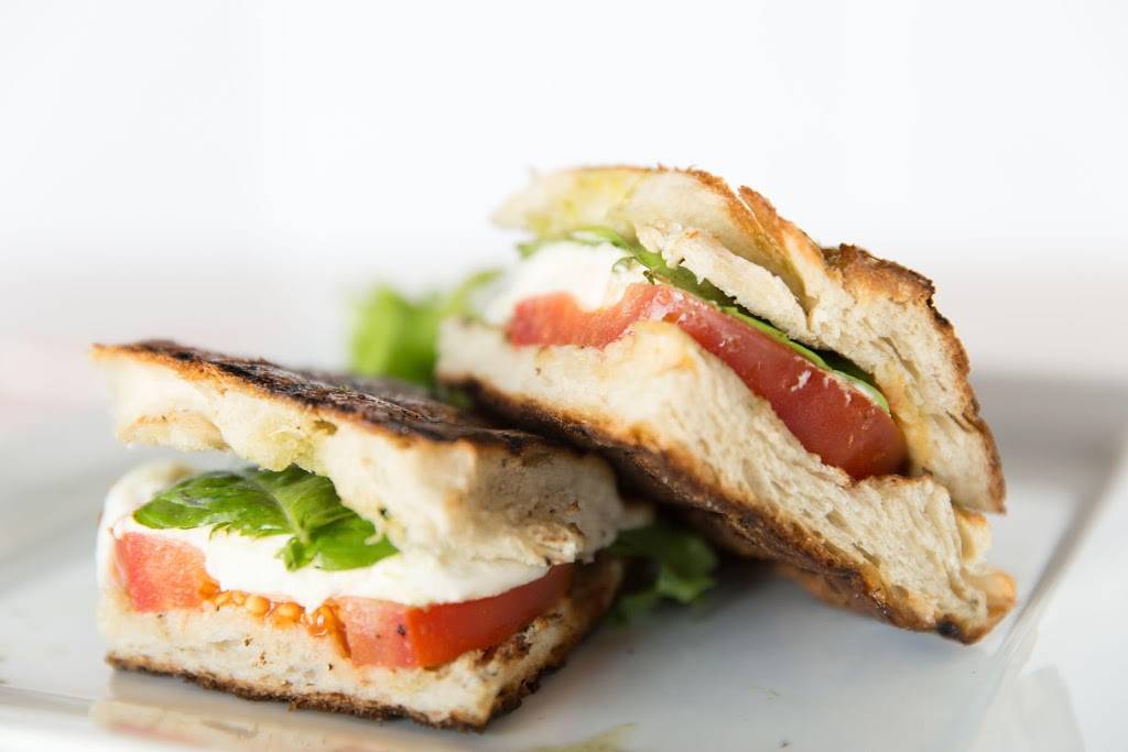 Pubblico Italian Eatery | restaurant | 7001 N Scottsdale Rd Suite# 184, Scottsdale, AZ 85253, USA | 4805976394 OR +1 480-597-6394