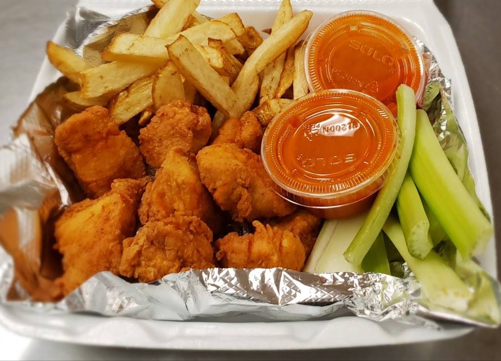 Judes Chicken and Fish | restaurant | 409 W Washington St, New Castle, PA 16101, USA | 3306514078 OR +1 330-651-4078