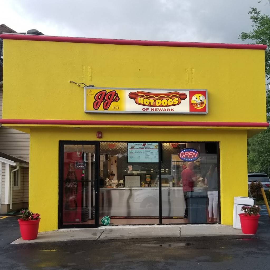 JJs Hot Dogs | restaurant | 15 Little Falls Rd, Fairfield, NJ 07004, USA | 9735217352 OR +1 973-521-7352
