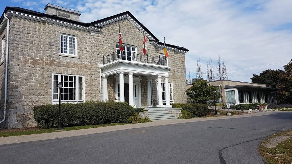 Donald Gordon Conference Centre | restaurant | 421 Union St W, Kingston, ON K7L 3N6, Canada | 6135332221 OR +1 613-533-2221