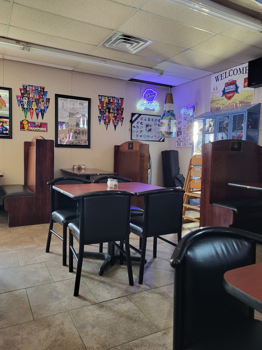 Salinas, LLC | restaurant | 1007 Gilbert St, Charles City, IA 50616, USA | 6417151225 OR +1 641-715-1225