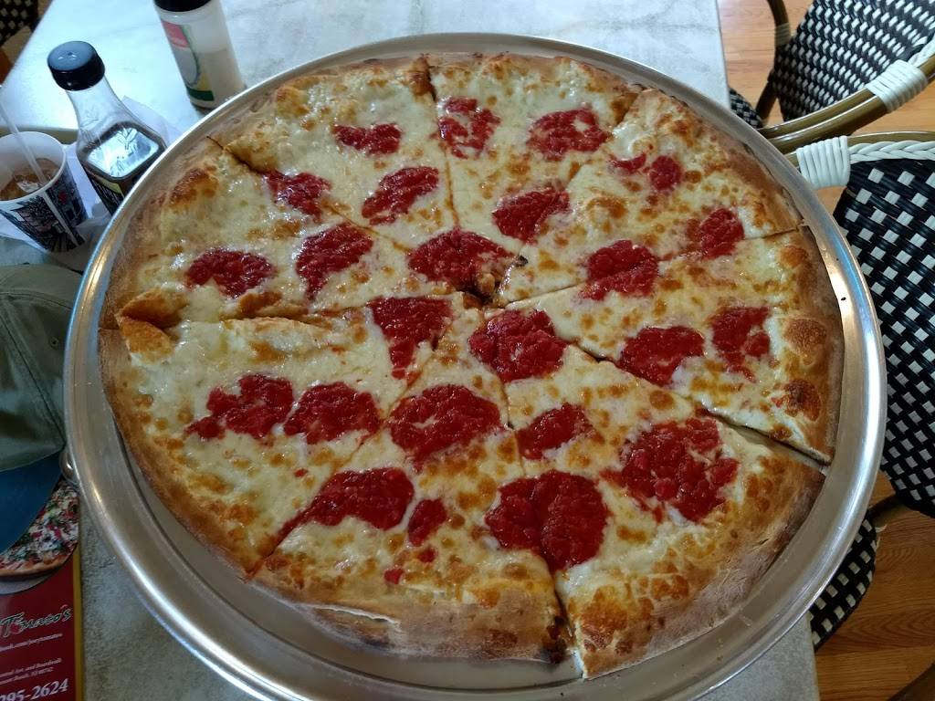 Joey Tomatos | restaurant | 300 Ocean Ave, Point Pleasant Beach, NJ 08742, USA | 7322952624 OR +1 732-295-2624