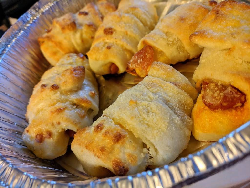 Flippin Pizza | restaurant | 2440 S Melrose Dr, Vista, CA 92081, USA | 7605988005 OR +1 760-598-8005