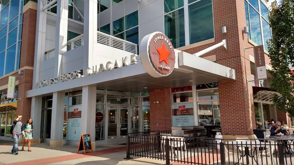 Jones Bros Cupcakes | bakery | 2121 S 67th St, Omaha, NE 68106, USA | 4028842253 OR +1 402-884-2253