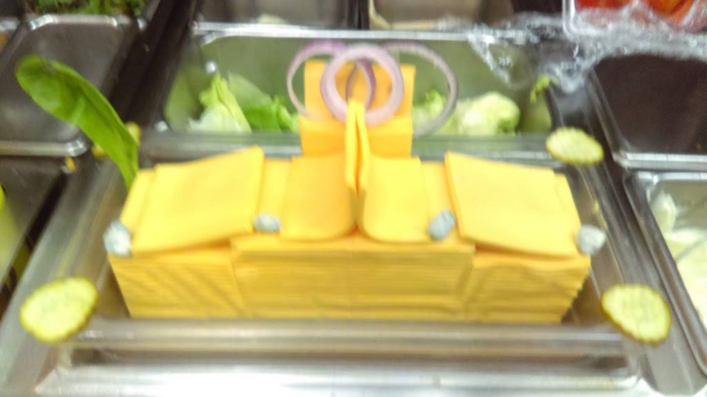 Wendys | restaurant | 623 E Market St, Akron, OH 44304, USA | 3307628753 OR +1 330-762-8753