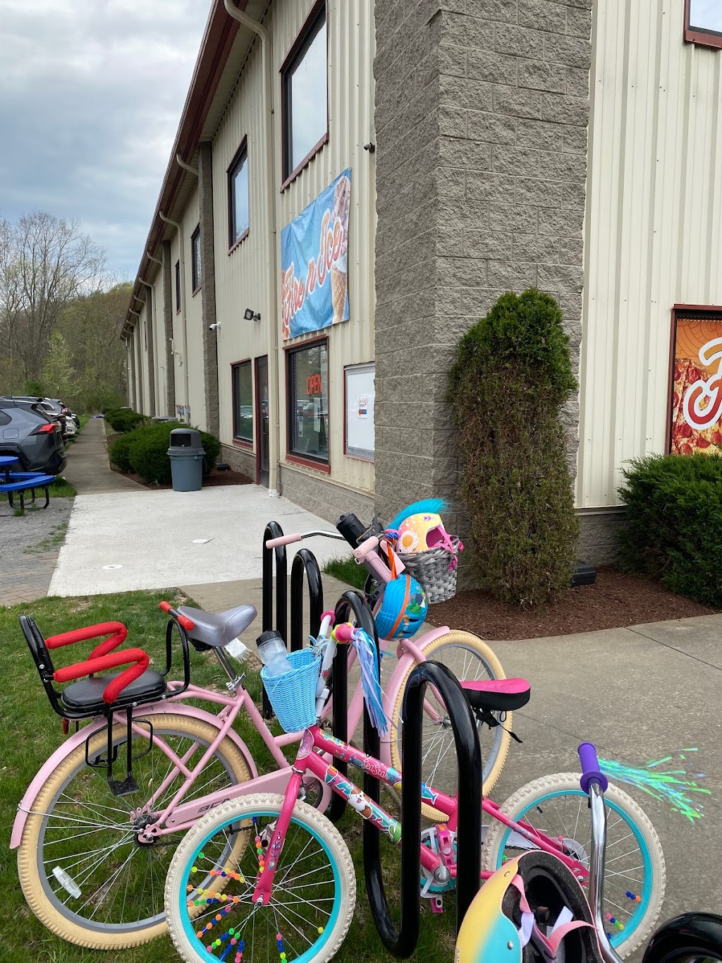 Fire n Ice | restaurant | 4491 School Rd S, Murrysville, PA 15632, USA | 4122180933 OR +1 412-218-0933