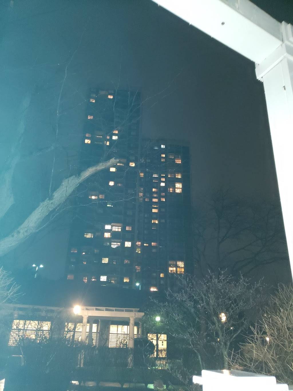 Towers on the Green Restaurant and Venue | restaurant | 272-48 Grand Central Pkwy, Queens, NY 11005, USA | 7188798920 OR +1 718-879-8920