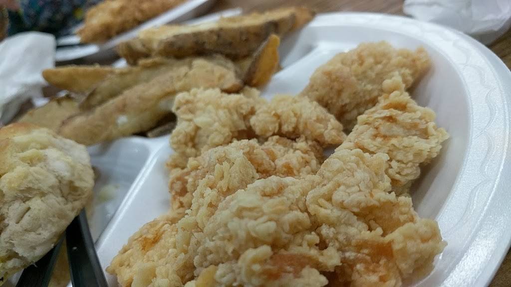 Lees Famous Recipe Chicken | restaurant | 1550 Missouri Blvd, Jefferson City, MO 65109, USA | 5736351603 OR +1 573-635-1603