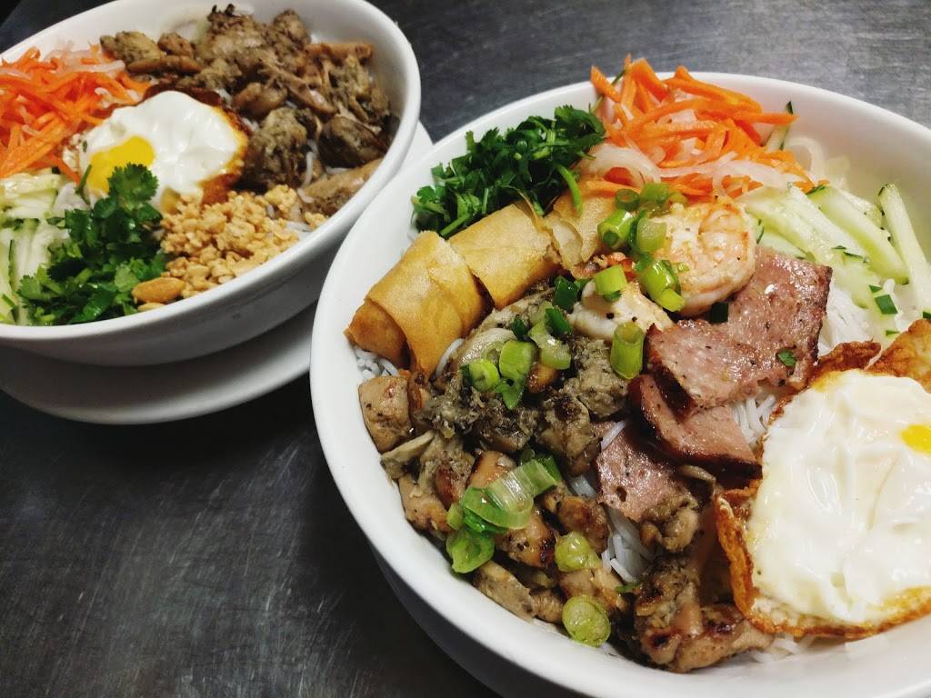 Saigon To Tokyo | restaurant | 1835 US-1, St. Augustine, FL 32084, USA | 9048252772 OR +1 904-825-2772