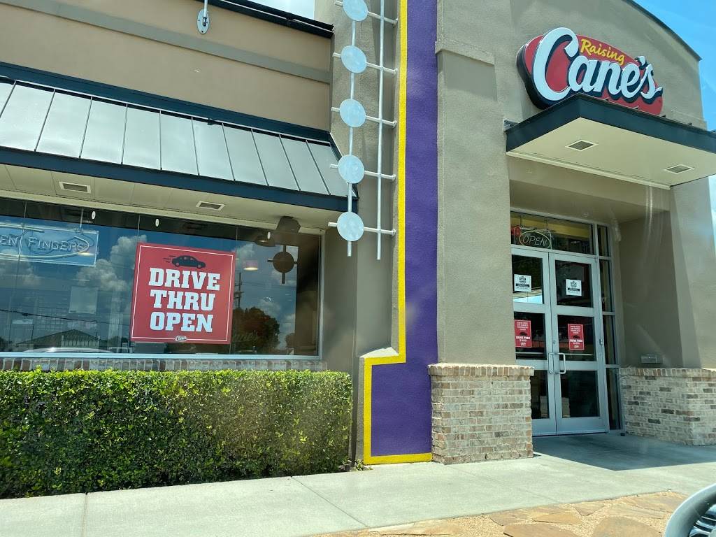 Raising Canes Chicken Fingers | meal takeaway | 6588 Siegen Ln, Baton Rouge, LA 70809, USA | 2252914857 OR +1 225-291-4857