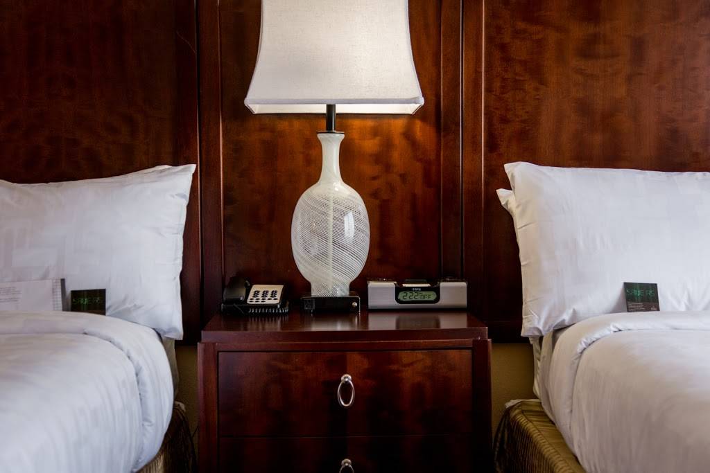 The Plaza Suites Hotel Silicon Valley | restaurant | 3100 Lakeside Dr, Santa Clara, CA 95054, USA | 4087489800 OR +1 408-748-9800