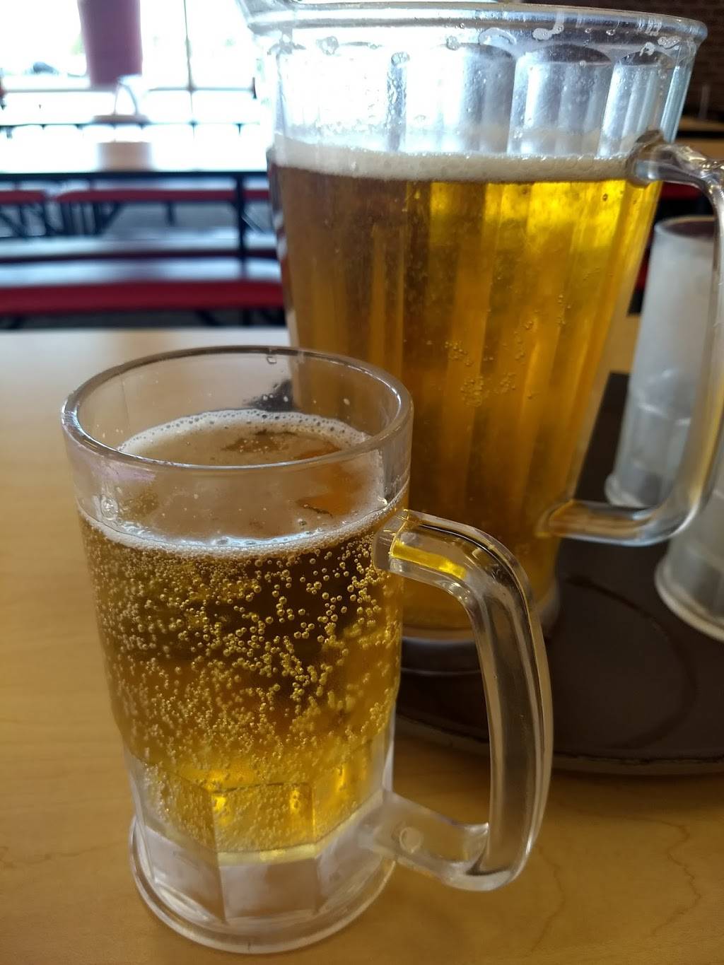 Pockets Billiards, Wings & Beer | restaurant | 9484 Dyer St #6411, El Paso, TX 79924, USA | 9157517551 OR +1 915-751-7551