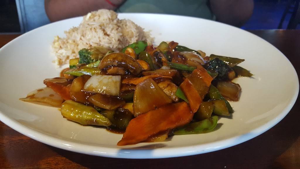 Volcano Asian Bistro | restaurant | 5316 Windward Pkwy, Alpharetta, GA 30004, USA | 6783669668 OR +1 678-366-9668