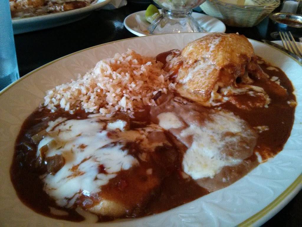 Roosevelt Tamale Parlor | restaurant | 2817 24th St, San Francisco, CA 94110, USA | 4158242600 OR +1 415-824-2600