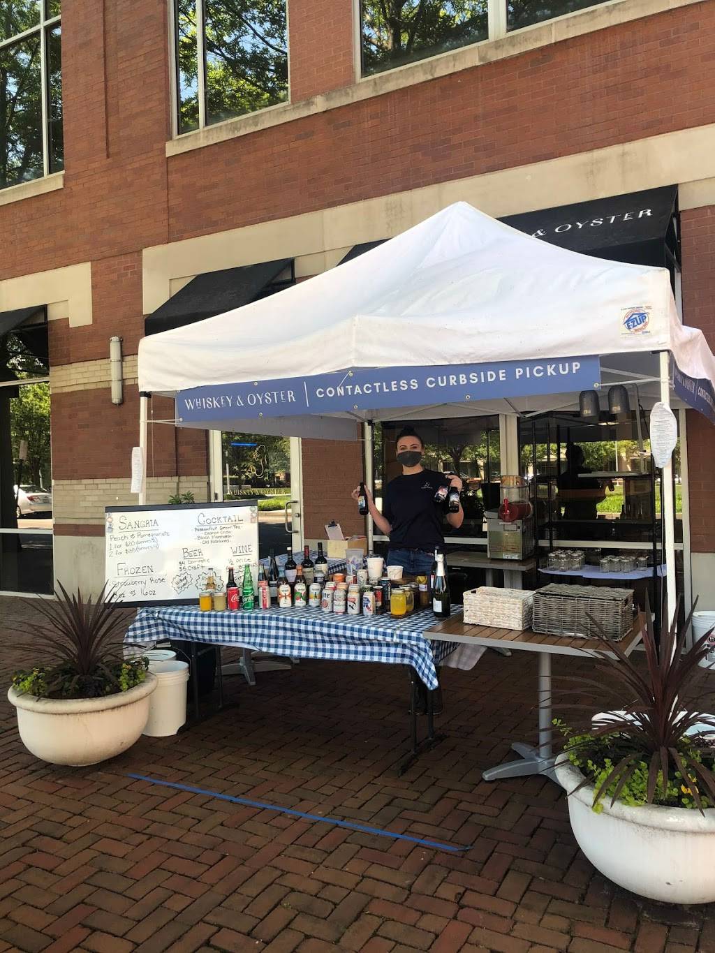 Whiskey & Oyster | meal takeaway | 301 John Carlyle St, Alexandria, VA 22314, USA | 7035671533 OR +1 703-567-1533