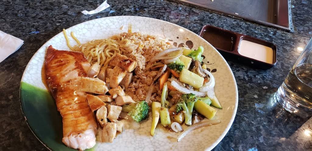 Nikko Hibachi Steak House And Lounge | restaurant | 38 2 Bridges Rd, Fairfield, NJ 07004, USA | 9738821688 OR +1 973-882-1688