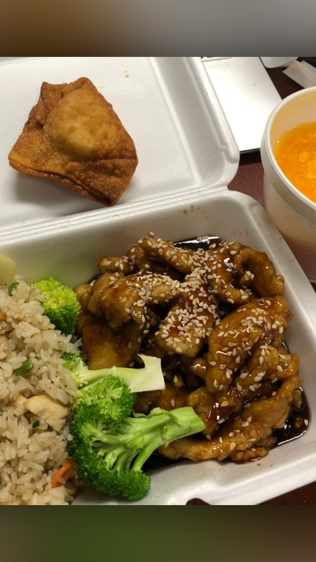 WJ Noodles | restaurant | 810 W Jackson Blvd, Chicago, IL 60607, USA | 3129858818 OR +1 312-985-8818