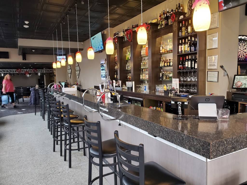 The Verdict Bar & Grill | restaurant | 1901 Harney St, Omaha, NE 68102, USA | 4029998336 OR +1 402-999-8336