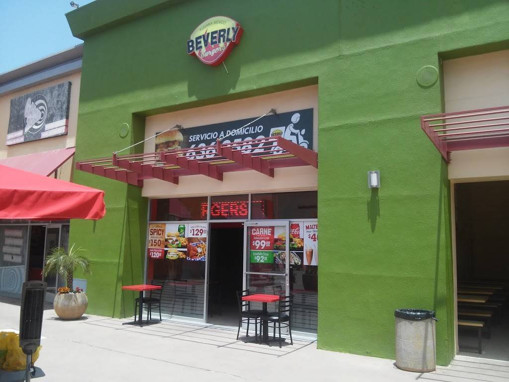 Beverly Burguers Fundadores | restaurant | Blvd. Fundadores 6800-1, Jardines del Rubi, 22180 Tijuana, B.C., Mexico | 016646375362 OR +52 664 637 5362
