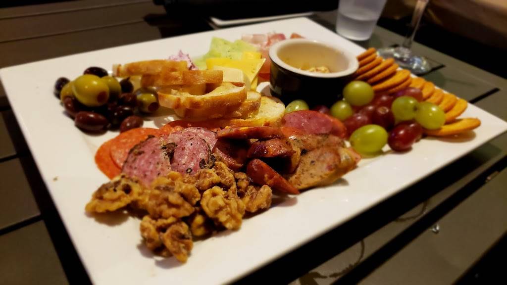 SIP Whiskey & Wine Bar | night club | 103 N Main St, Greenville, SC 29601, USA | 8645521916 OR +1 864-552-1916