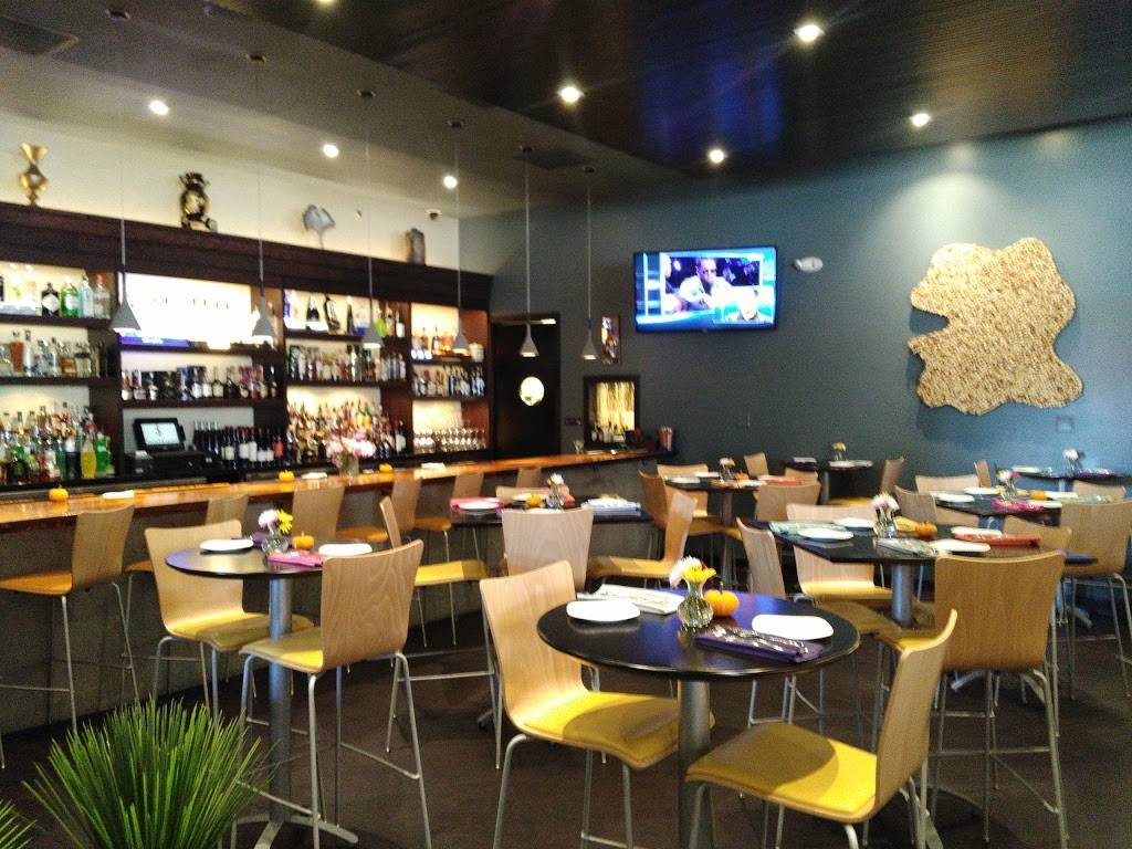 Siam Marina | restaurant | 16846 Oak Park Ave, Tinley Park, IL 60477, USA | 7084078825 OR +1 708-407-8825