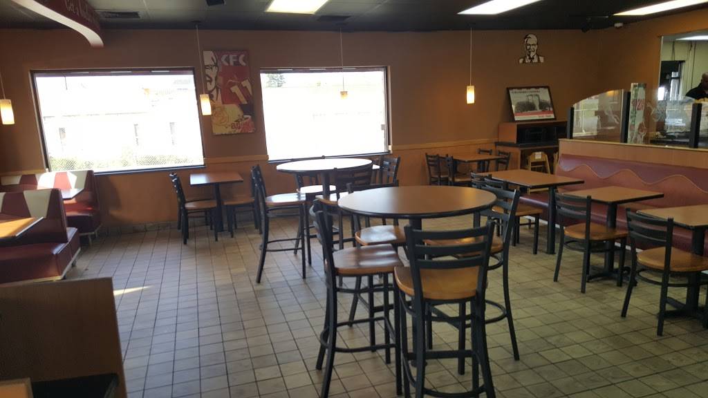 KFC | restaurant | 2208 Beltline Rd SW, Decatur, AL 35601, USA | 2563536980 OR +1 256-353-6980