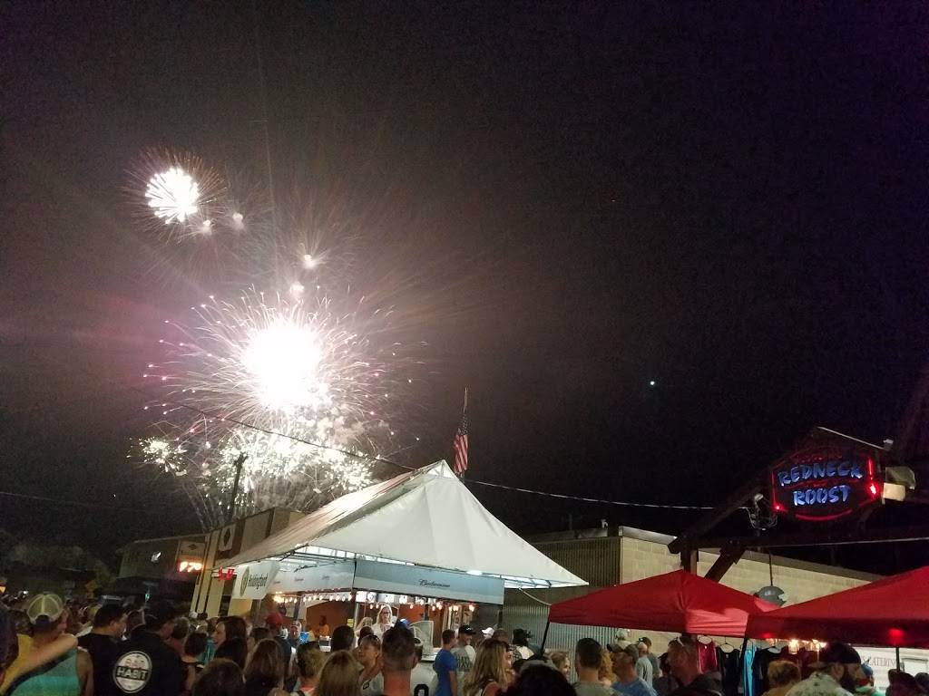 Rudolphs Redneck Roost | restaurant | 530 Main St, Holdingford, MN 56340, USA | 3202280133 OR +1 320-228-0133