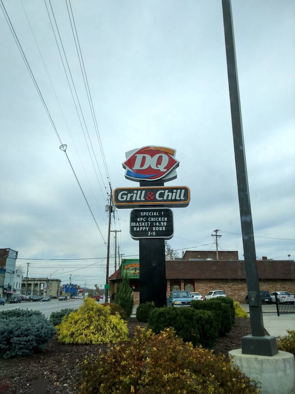 Dairy Queen Grill & Chill | restaurant | 814 Lafayette Ave, Moundsville, WV 26041, USA | 3048451775 OR +1 304-845-1775
