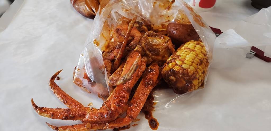 Yummy Seafood | restaurant | N Frontage Rd W, Vail, CO 81657, USA | 9704767280 OR +1 970-476-7280