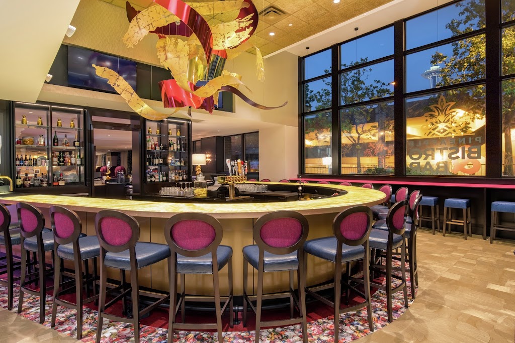 Pineapple Bistro & Bar | restaurant | 300 Roy St, Seattle, WA 98109, USA | 2062844955 OR +1 206-284-4955