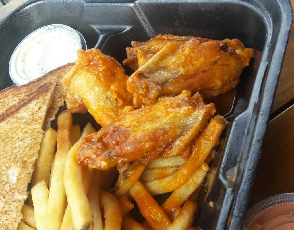 Slim Chickens | restaurant | 3600 E Broad St, Mansfield, TX 76063, USA | 8172254910 OR +1 817-225-4910