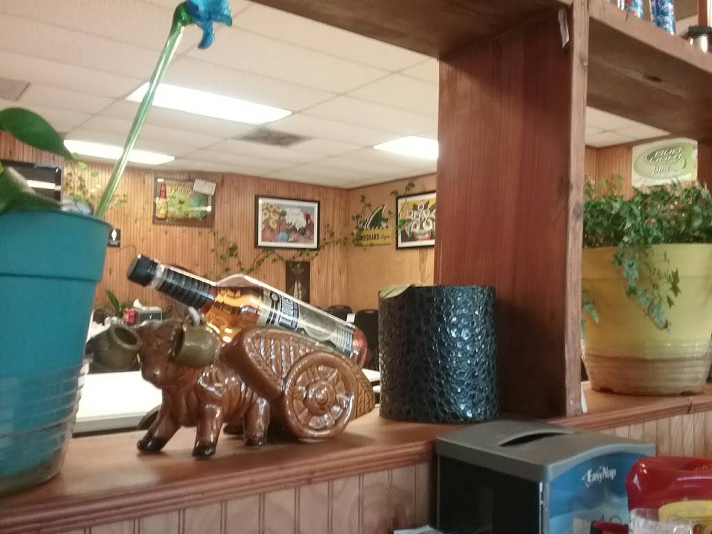 La Playita Restaurant | restaurant | 703 Madison Ave, Port Bolivar, TX 77650, USA | 4096841383 OR +1 409-684-1383