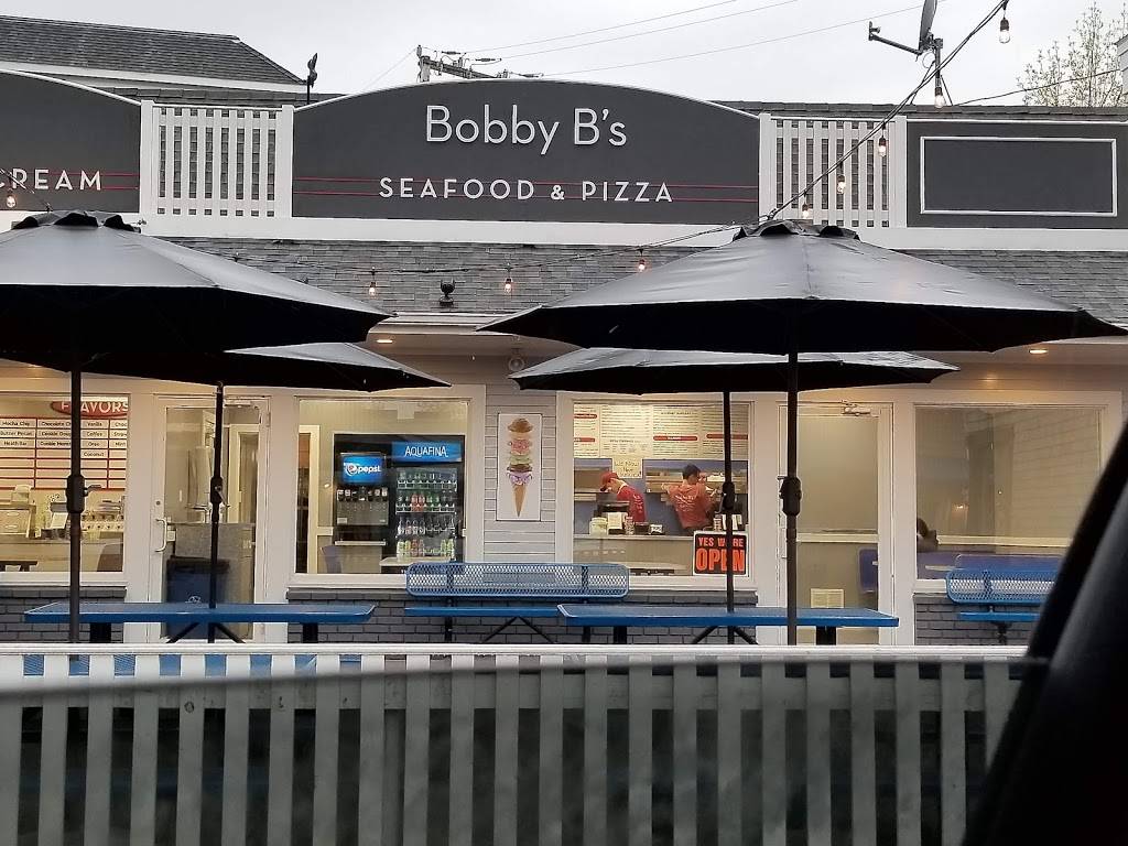 Bobby Bs Seafood and Pizza | restaurant | 22 Main St, Vineyard Haven, MA 02568, USA | 5086938266 OR +1 508-693-8266