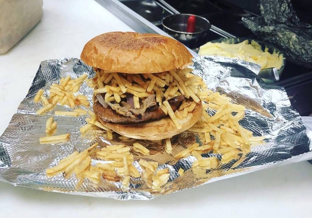 Port saint wich | restaurant | 3961 SW Port St Lucie Blvd, Port St. Lucie, FL 34953, USA | 7722372000 OR +1 772-237-2000