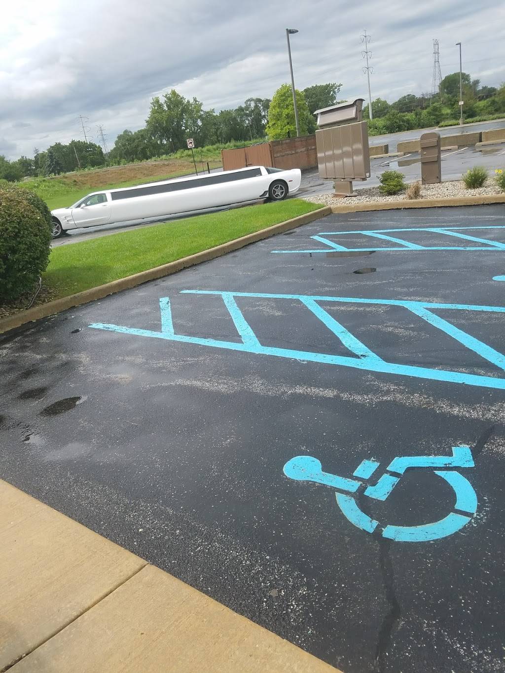 Wendys | restaurant | 7790 Corinne Dr, Hammond, IN 46323, USA | 2198447780 OR +1 219-844-7780