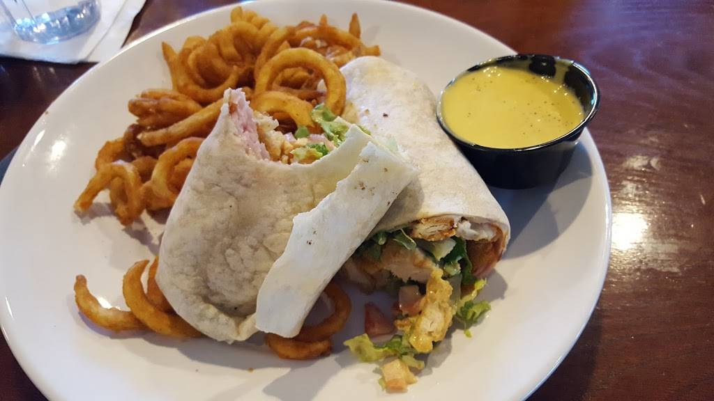 Davenports | restaurant | 1925 Pawtucket Ave, East Providence, RI 02914, USA | 4014383381 OR +1 401-438-3381