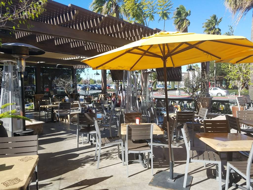 Tilted Kilt Pub & Eatery | restaurant | 1625 W Katella Ave, Orange, CA 92867, USA | 7146335458 OR +1 714-633-5458