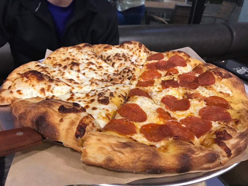 zpizza Tap Room | restaurant | 6601 Folsom Blvd, Sacramento, CA 95819, USA | 9163303973 OR +1 916-330-3973