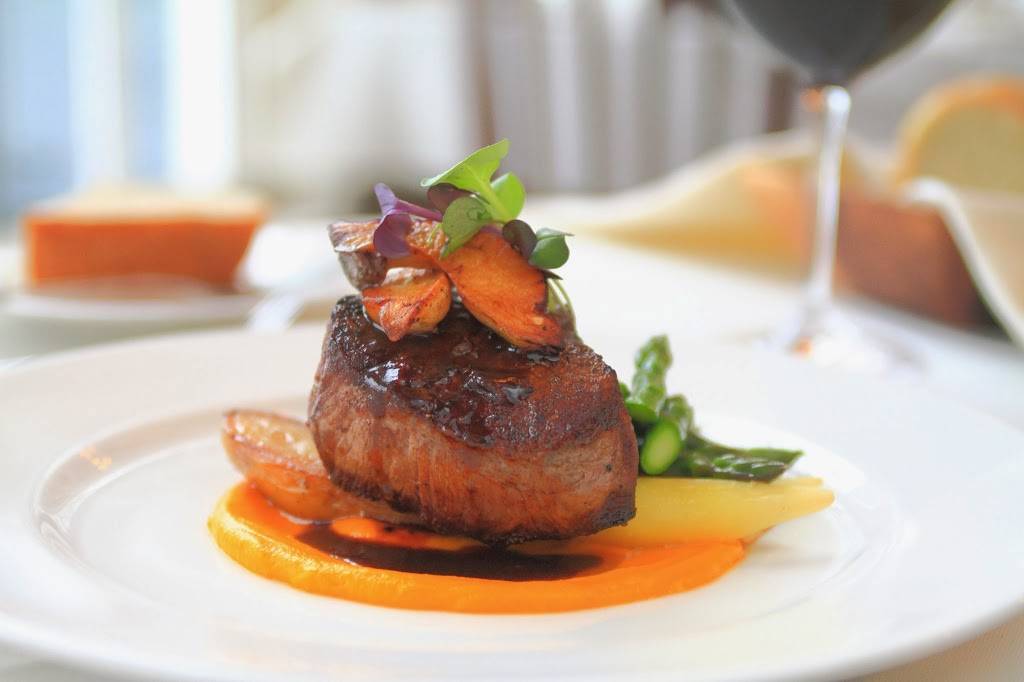 The Glass Onion | restaurant | 37 N Main St, Falmouth, MA 02540, USA | 5085403730 OR +1 508-540-3730