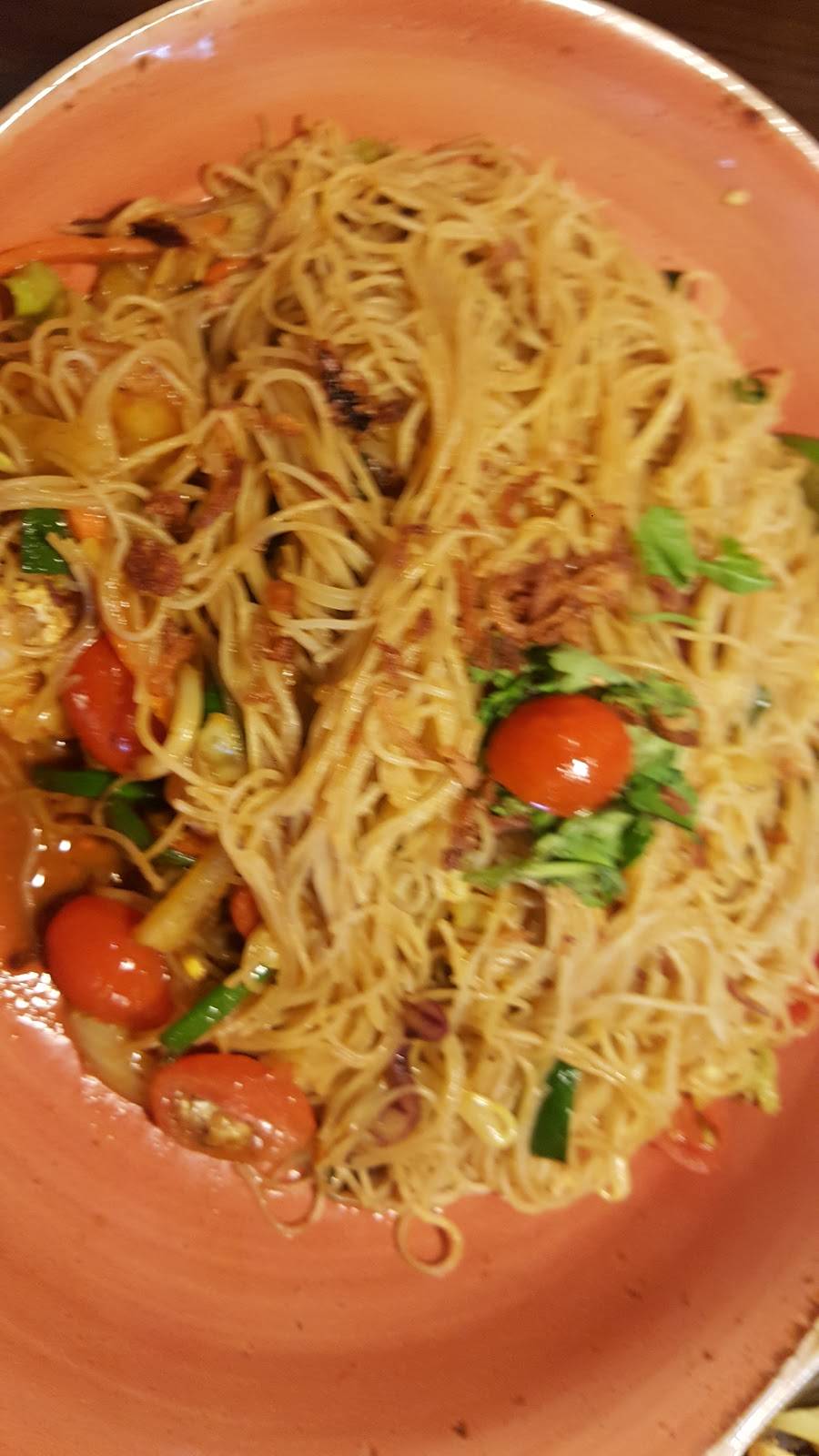 P.F. Changs | restaurant | 1330 Stoneridge Mall Rd, Pleasanton, CA 94588, USA | 9252249916 OR +1 925-224-9916