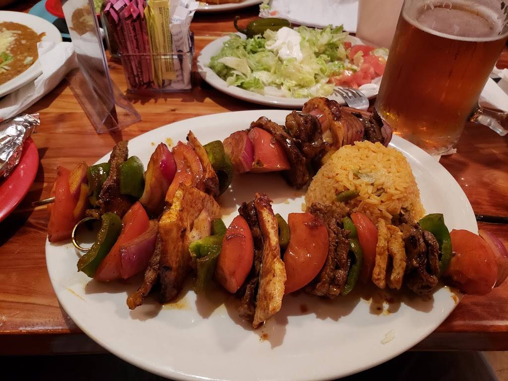 Guads Mexican Restaurant | restaurant | 612 Court St, Portsmouth, VA 23704, USA | 7573996120 OR +1 757-399-6120