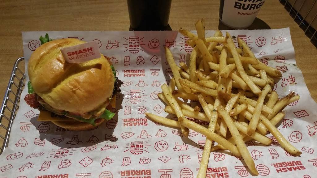 Smashburger | restaurant | 3121 W Peoria Ave Ste 108, Phoenix, AZ 85029, USA | 6028880567 OR +1 602-888-0567